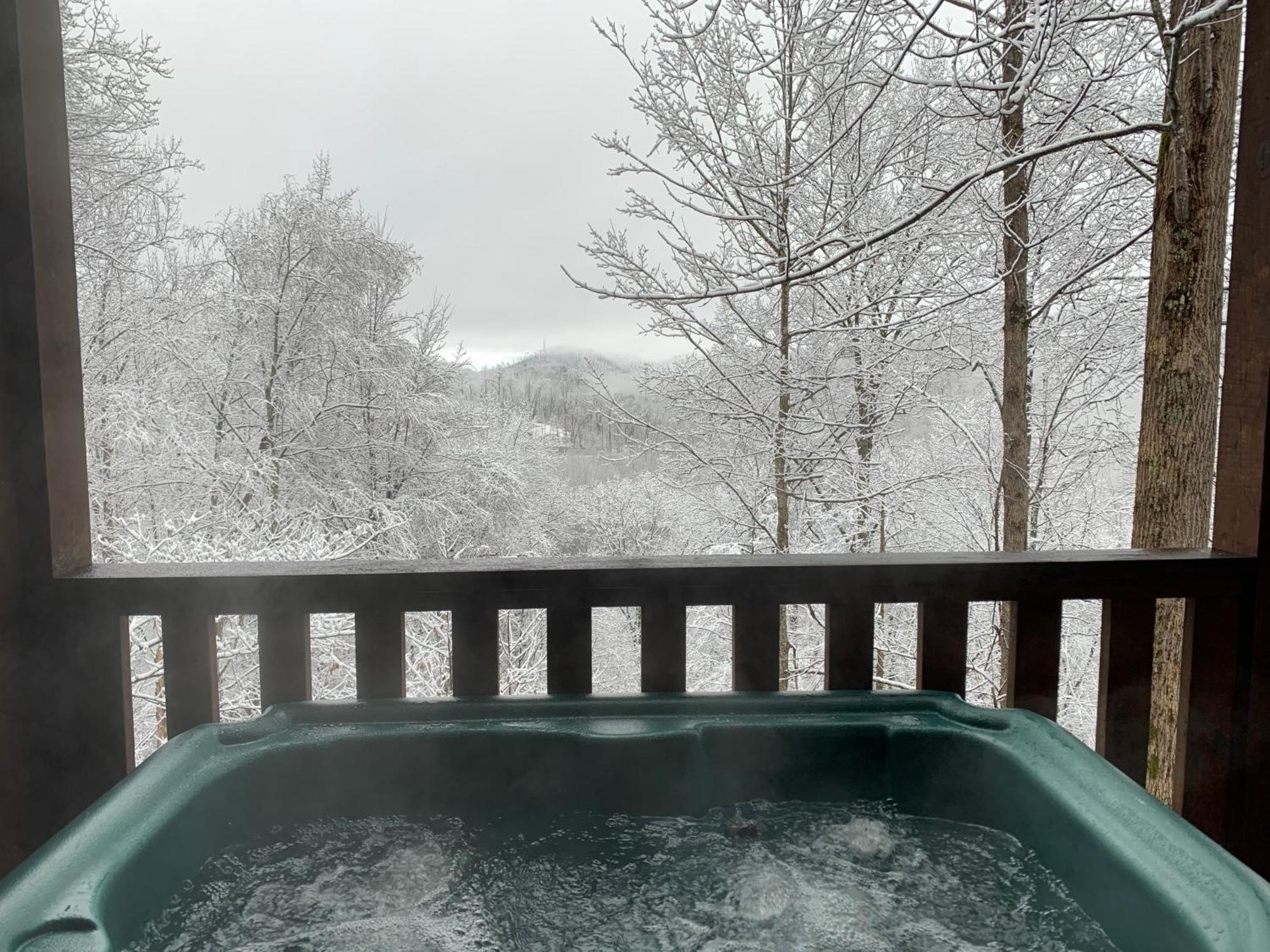 Black Bear Cove Gatlinburg Exteriör bild